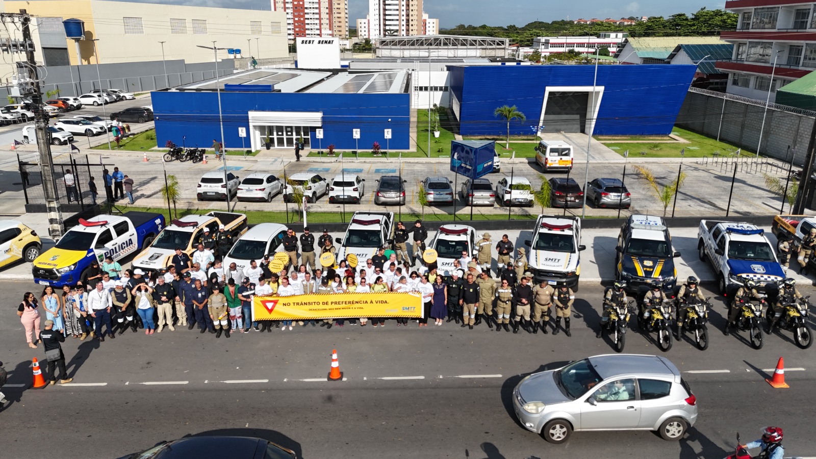 Blitz educativa da SMTT de Aracaju dá início à Semana Nacional do Trânsito - SMTT Aracaju
